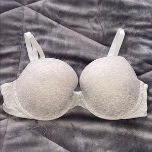 Gray lightly lined t-shirt bra from pink